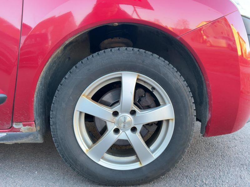 Peugeot 3008 1.6 HDi Active 2010 – снимка 11