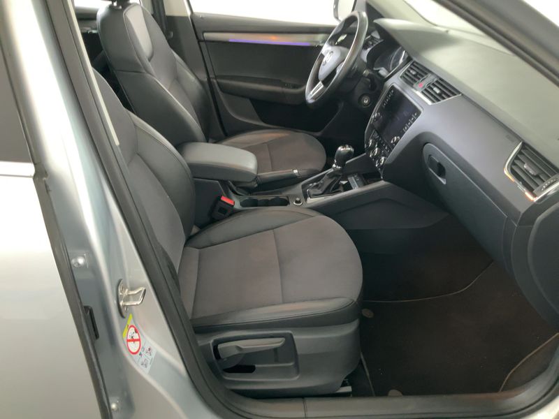 Skoda Octavia 1.6 TDI Style 2019 – снимка 16