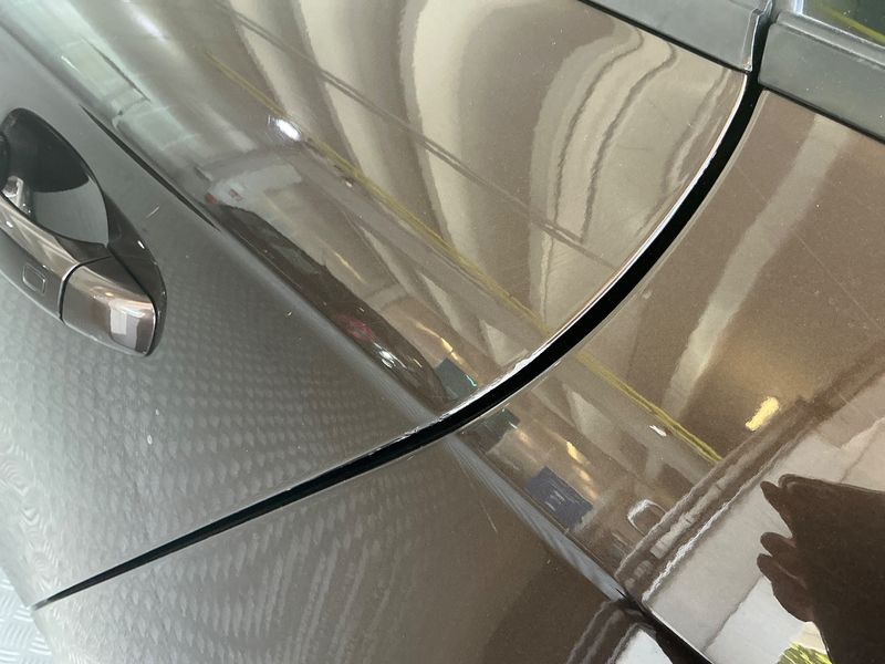 Audi A4 2.0 TDI Attraction 2013 – снимка на щета