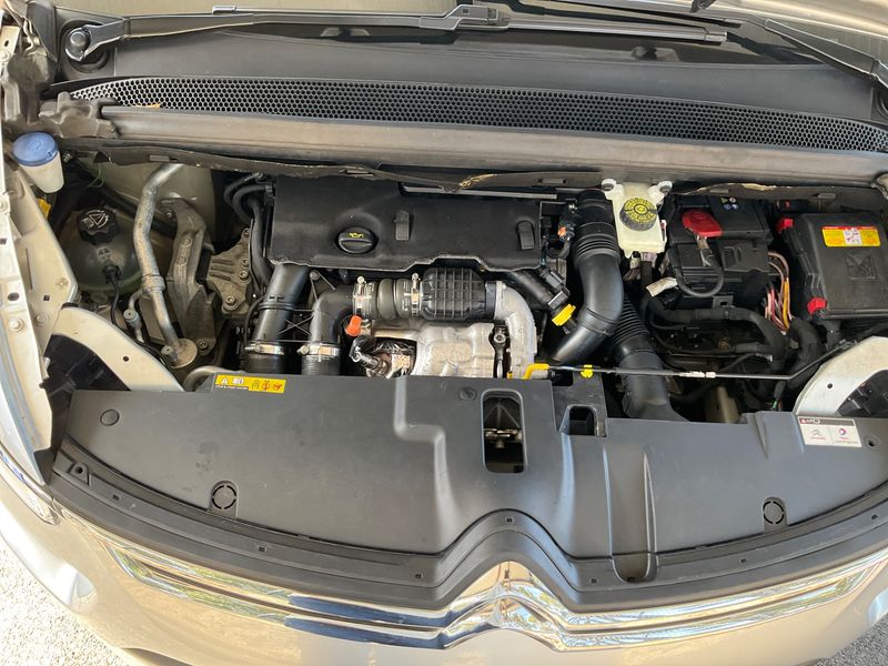 Citroen C4 Picasso 1.6 HDi Intensive 2014 – снимка 13