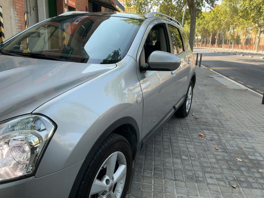 Nissan Qashqai+2 2.0 dCi Tekna 2009 – снимка 2