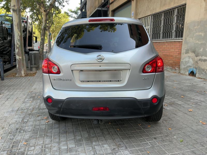 Nissan Qashqai+2 2.0 dCi Tekna 2009 – снимка 7