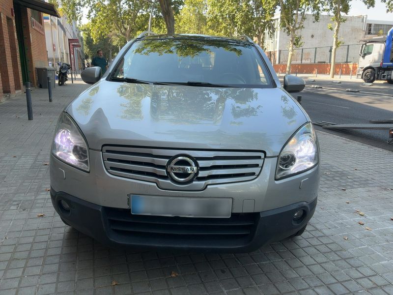 Nissan Qashqai+2 2.0 dCi Tekna 2009 – снимка 14