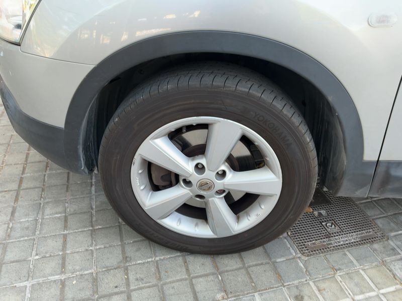 Nissan Qashqai+2 2.0 dCi Tekna 2009 – снимка 3