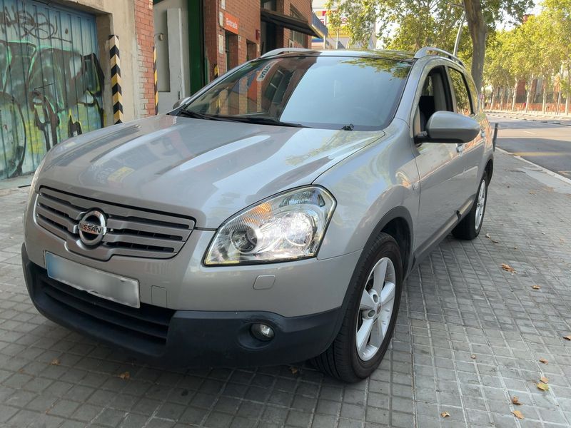 Nissan Qashqai+2 2.0 dCi Tekna 2009 – снимка 1