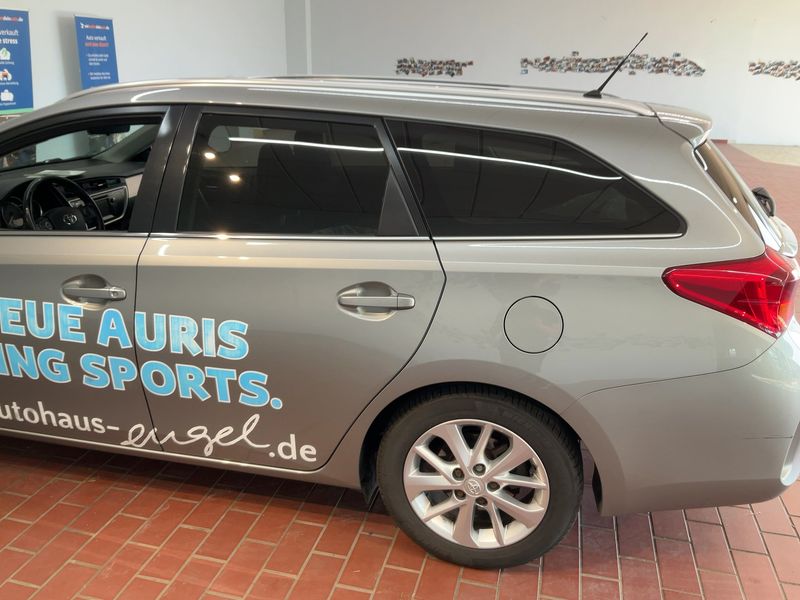 Toyota Auris Touring Sports 1.6 Life+ 2013 – снимка 6