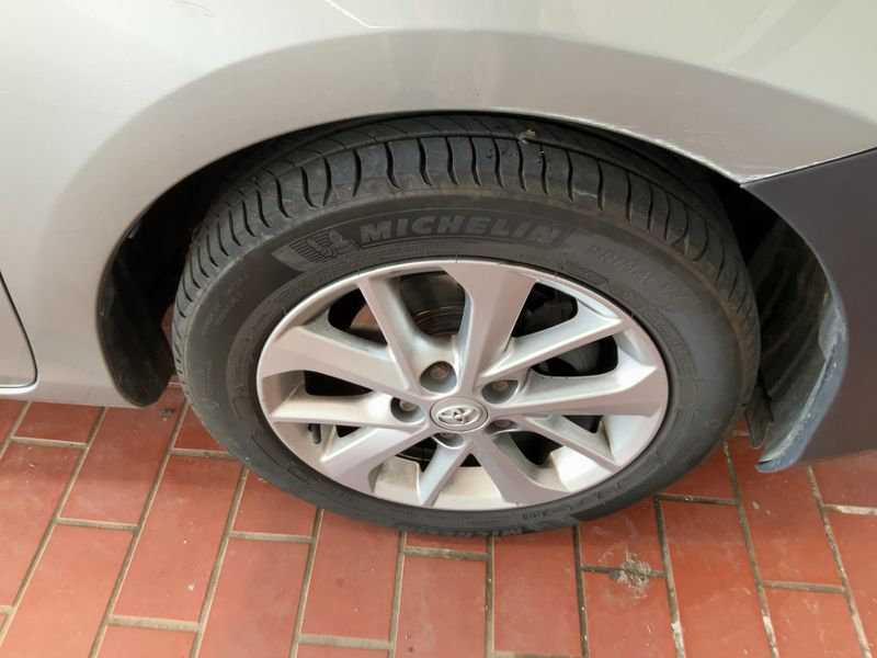 Toyota Auris Touring Sports 1.6 Life+ 2013 – снимка 11