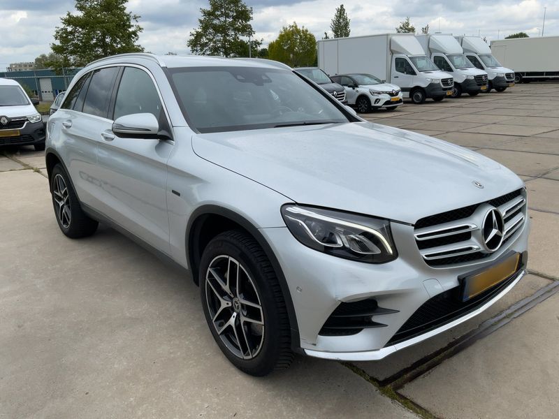 Mercedes-Benz GLC-Klasse GLC 350e 4Matic AMG Line 2018 – снимка 12