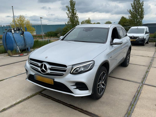 Mercedes-Benz GLC-Klasse GLC 350e 4Matic AMG Line 2018 – снимка 1