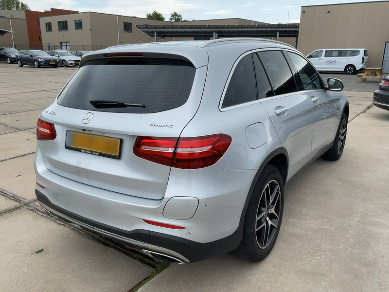 Mercedes-Benz GLC-Klasse GLC 350e 4Matic AMG Line 2018 – снимка 8