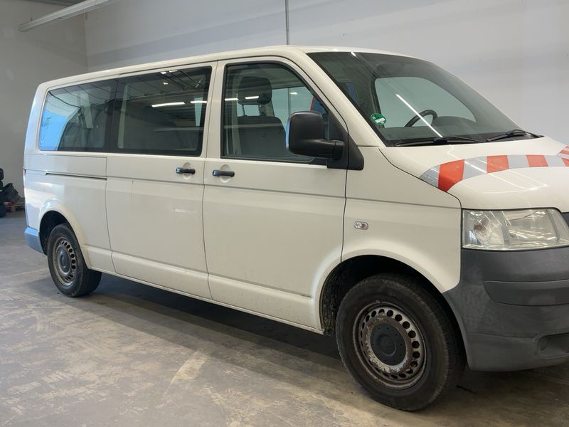 Volkswagen T5 Kombi 1.9 TDI lang 2008 – снимка 12
