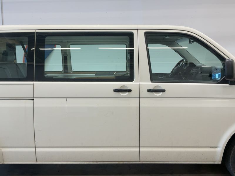 Volkswagen T5 Kombi 1.9 TDI lang 2008 – снимка 10