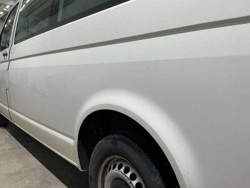 Volkswagen T5 Kombi 1.9 TDI lang 2008 – снимка 35