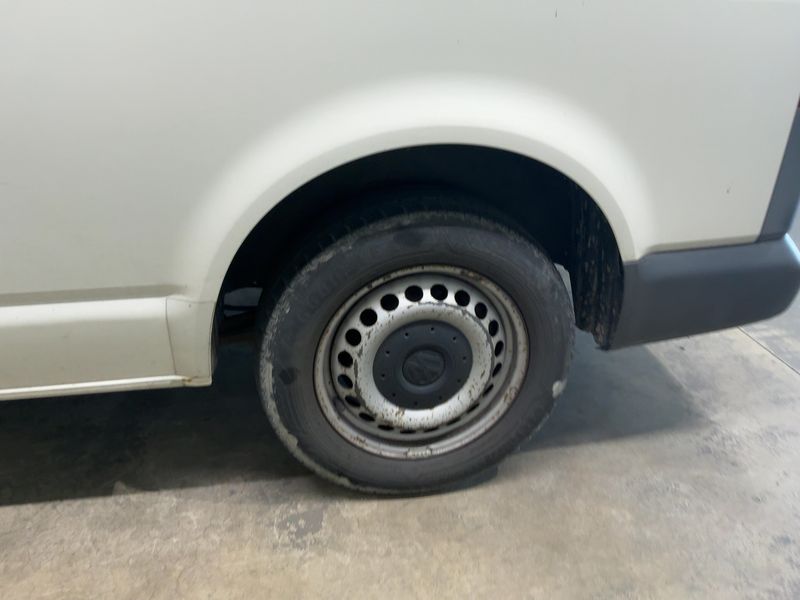 Volkswagen T5 Kombi 1.9 TDI lang 2008 – снимка 5