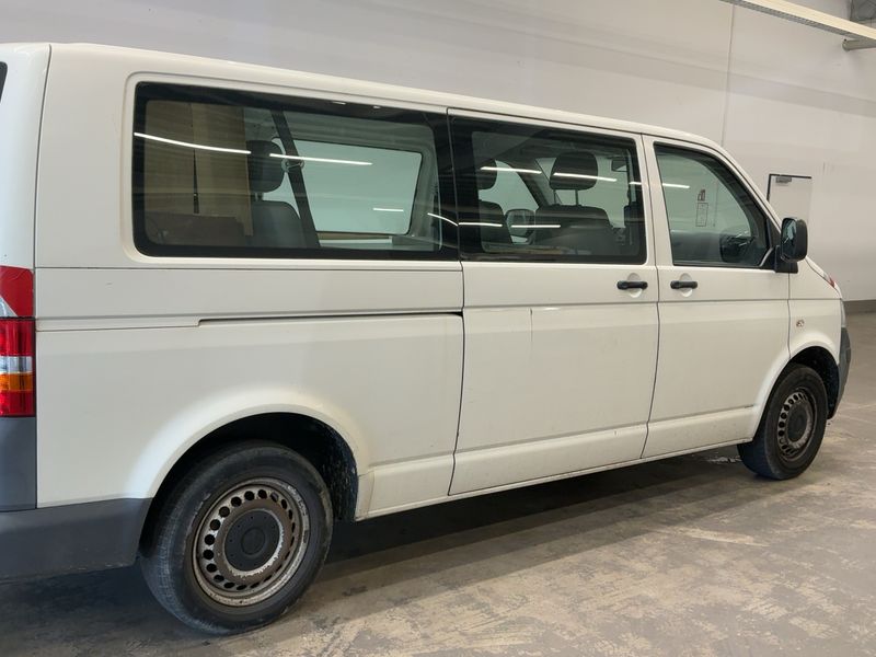 Volkswagen T5 Kombi 1.9 TDI lang 2008 – снимка 8