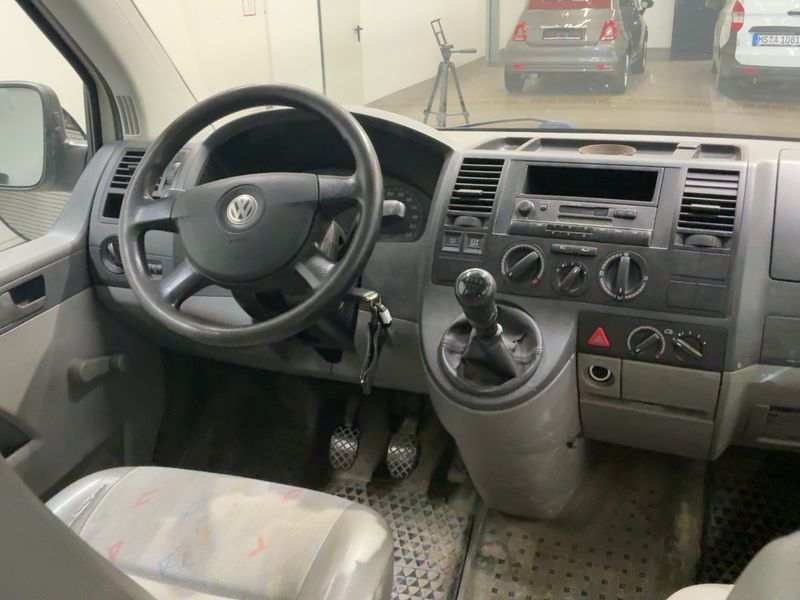 Volkswagen T5 Kombi 1.9 TDI lang 2008 – снимка 17