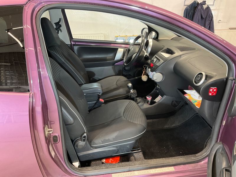 Peugeot 107 1.0 Envy 2012 – снимка 3