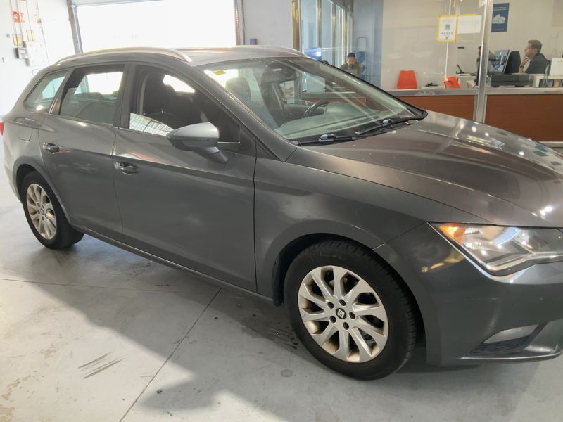 Seat Leon 1.6 TDI Style 2015 – снимка 12