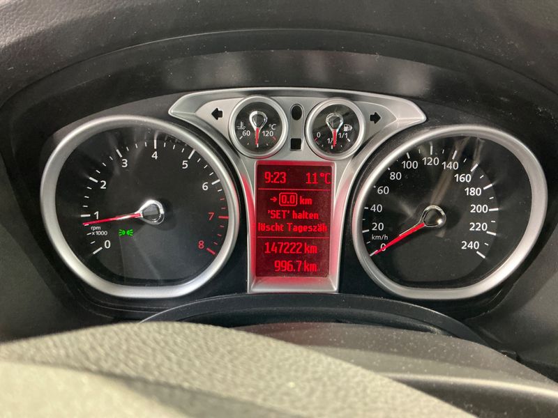 Ford Focus 2.0 Titanium 2011 – снимка 4