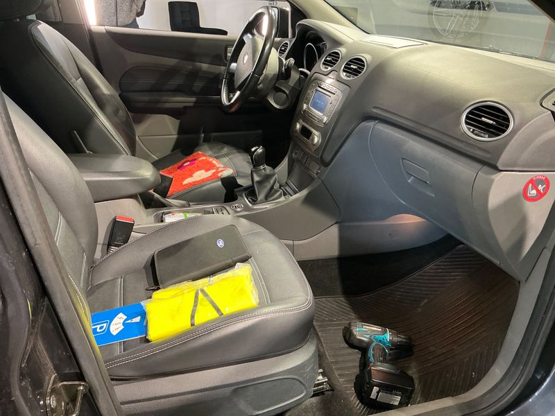 Ford Focus 2.0 Titanium 2011 – снимка 3