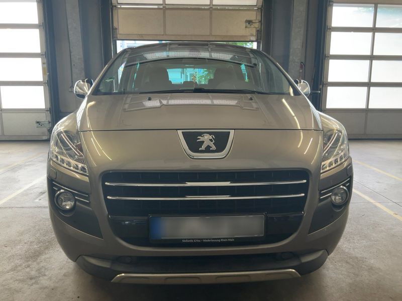 Peugeot 3008 2.0 HDi Hybrid4 2012 – снимка 14