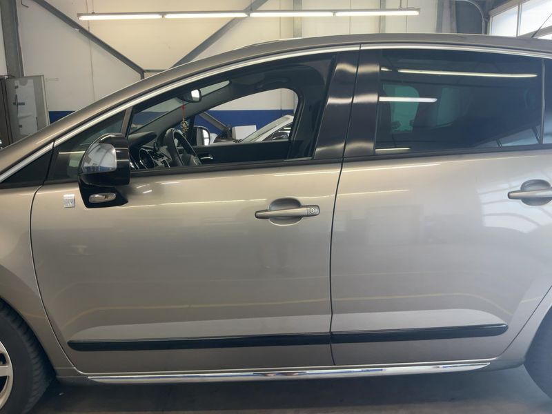 Peugeot 3008 2.0 HDi Hybrid4 2012 – снимка 4