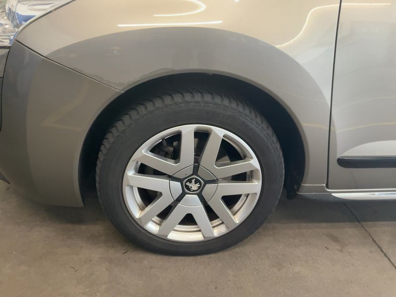 Peugeot 3008 2.0 HDi Hybrid4 2012 – снимка 3