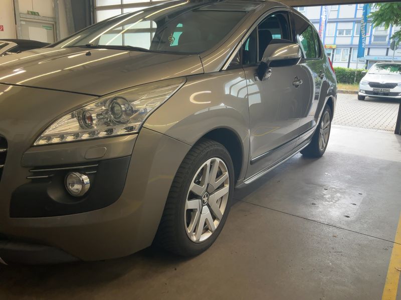 Peugeot 3008 2.0 HDi Hybrid4 2012 – снимка 2