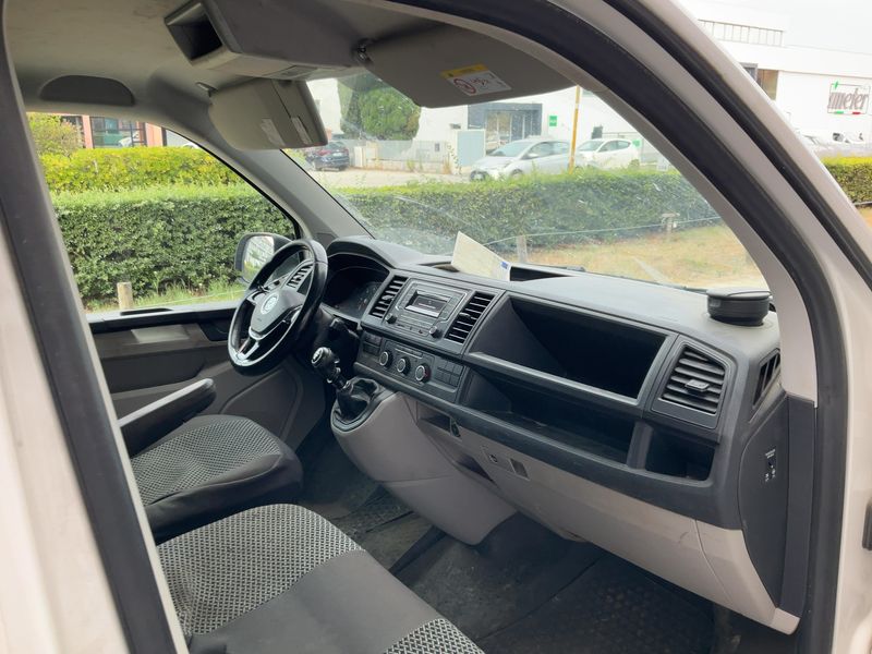 Volkswagen T6 Transporter 2.0 TDI Kasten 2017 – снимка 17