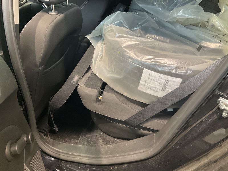 Opel Astra 1.6 Sport 2011 – снимка 36