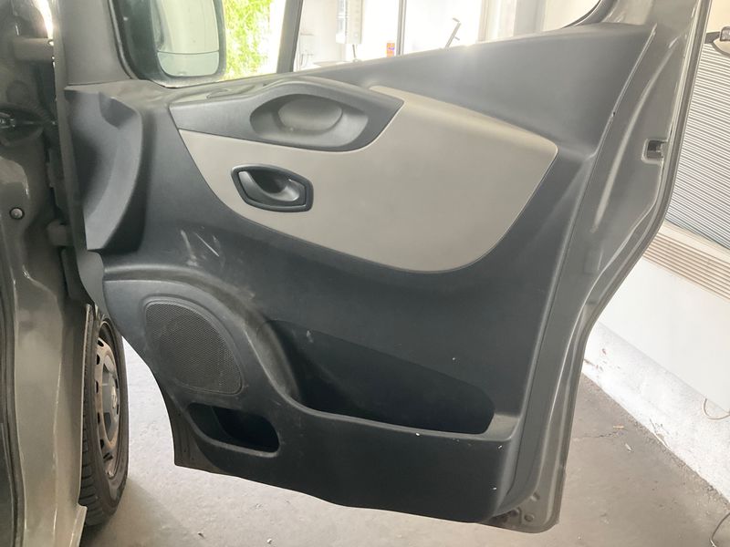 Renault Trafic 1.6 dCi Energy L1H1 2,7t Komfort 2018 – снимка на щета