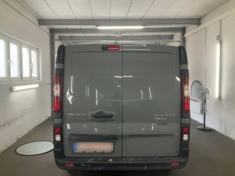 Renault Trafic 1.6 dCi Energy L1H1 2,7t Komfort 2018 – снимка 5