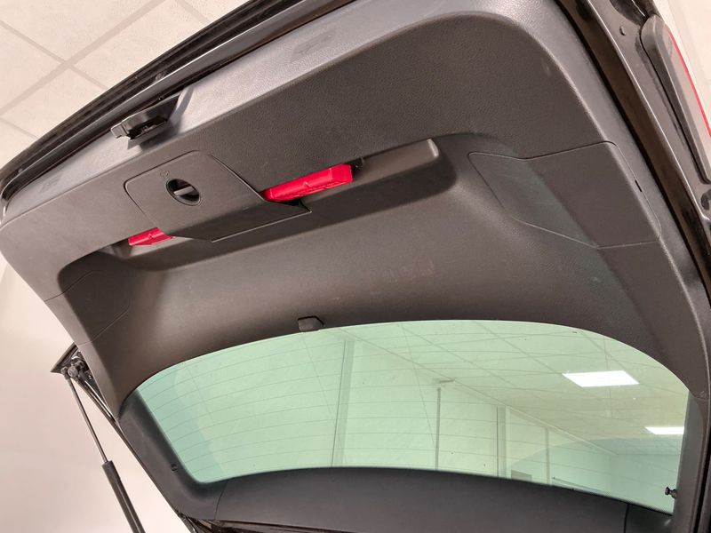 Volkswagen Golf VII 2.0 TDI Allstar BlueMotion Tech 2016 – снимка 25
