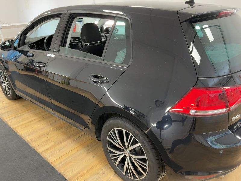 Volkswagen Golf VII 2.0 TDI Allstar BlueMotion Tech 2016 – снимка 6