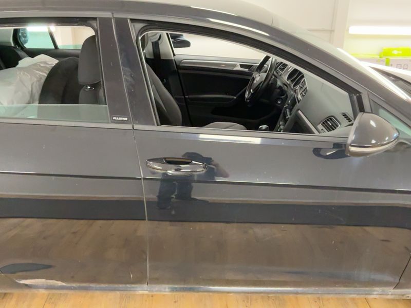 Volkswagen Golf VII 2.0 TDI Allstar BlueMotion Tech 2016 – снимка 10