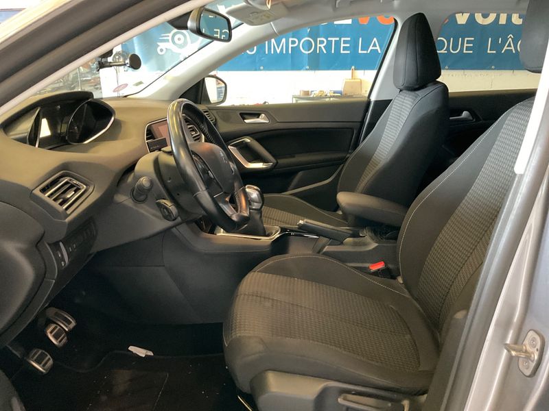 Peugeot 308 1.2 e-THP Style 2017 – снимка 23