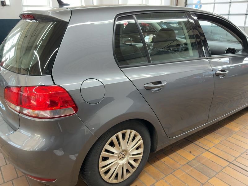 Volkswagen Golf VI 1.6 TDI Trendline BlueMotion Tech 2012 – снимка 8