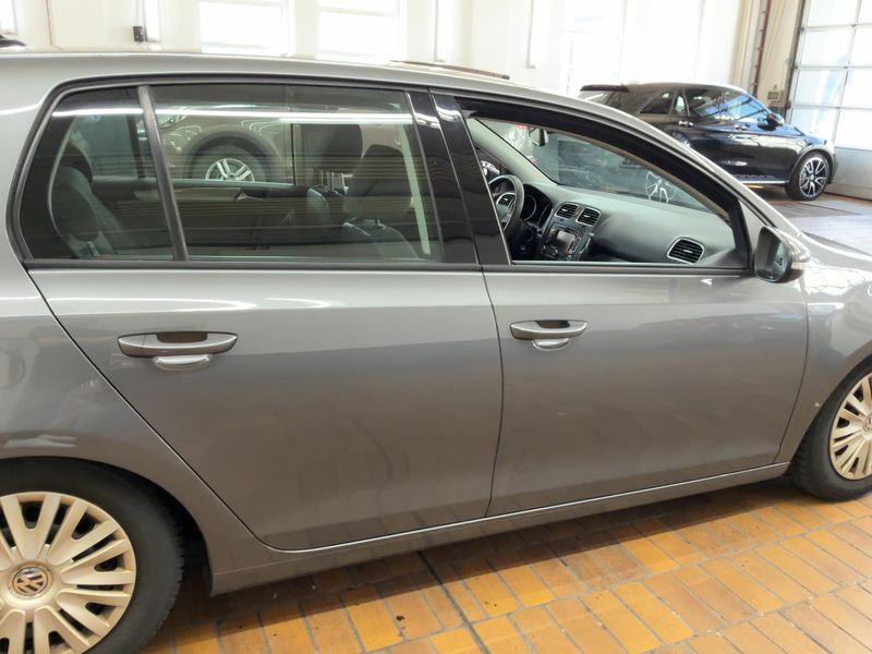 Volkswagen Golf VI 1.6 TDI Trendline BlueMotion Tech 2012 – снимка 10