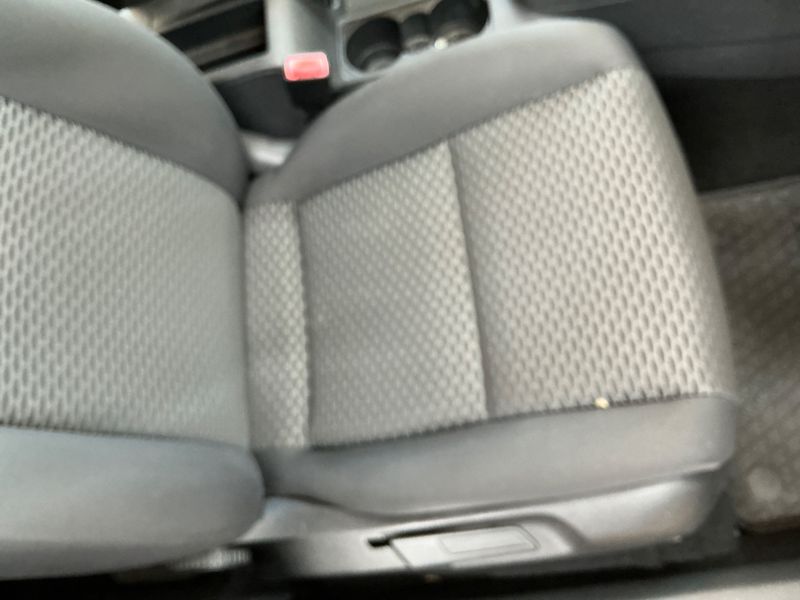 Volkswagen Golf VI 1.6 TDI Trendline BlueMotion Tech 2012 – снимка 34