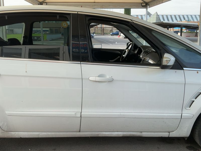 Ford S-Max 2.0 TDCi Titanium 2011 – снимка 10