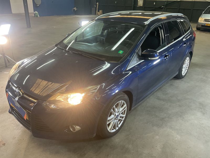 Ford Focus 1.0 EcoBoost Titanium 2013 – снимка 1