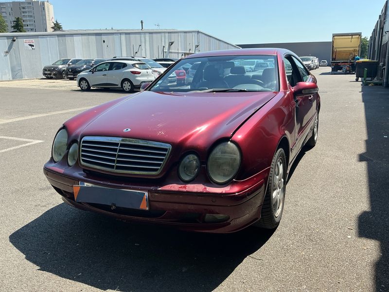 Mercedes-Benz CLK-Klasse CLK 230 Kompressor Avantgarde 2000 – снимка 1