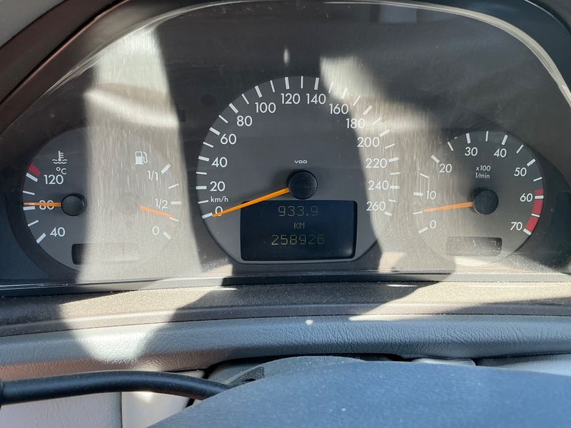 Mercedes-Benz CLK-Klasse CLK 230 Kompressor Avantgarde 2000 – снимка 4
