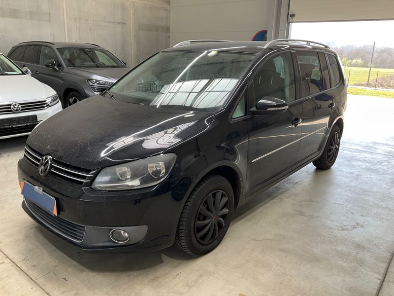 Volkswagen Touran 1.6 TDI Highline 2010
