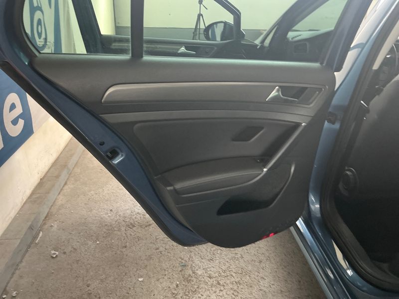 Volkswagen Golf VII 1.4 TSI Comfortline BlueMotion Tech 2013 – снимка 26