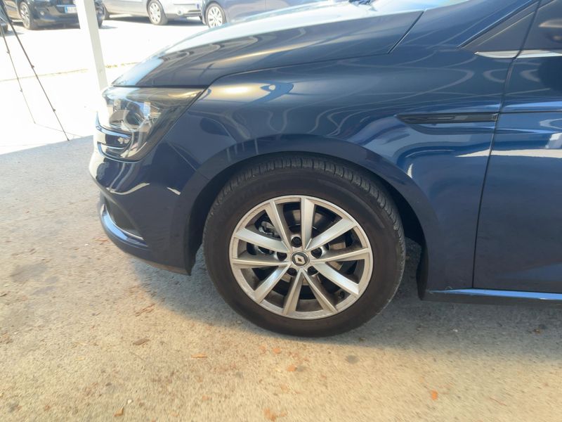 Renault Megane 1.2 TCe Energy Zen 2017 – снимка 3