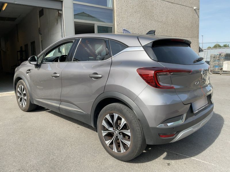 Renault Captur 1.6 Hybrid E-Tech Techno 2023 – снимка 6