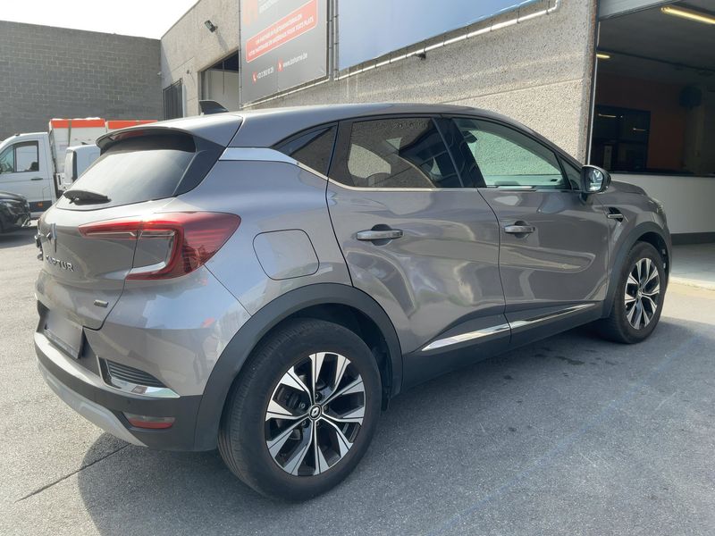 Renault Captur 1.6 Hybrid E-Tech Techno 2023 – снимка 8
