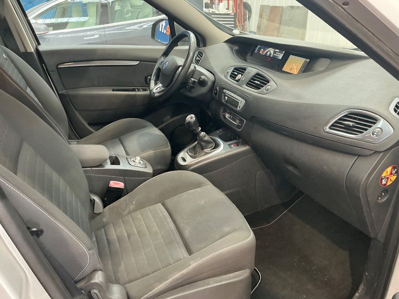Renault Scenic 1.5 dCi Energy Limited 2015 – снимка 16