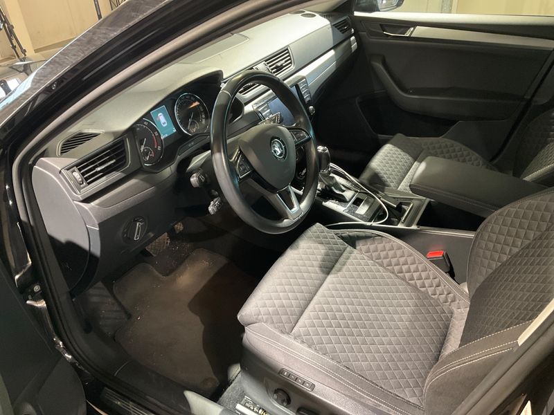 Skoda Superb 2.0 TDI Style 2017 – снимка 24